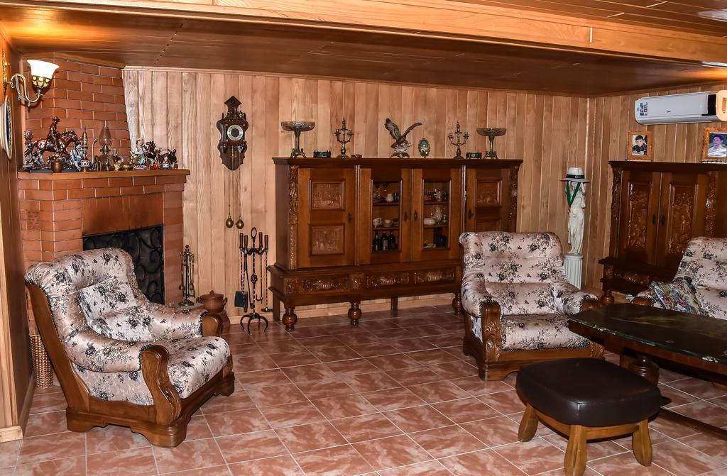 Hotel Sofia à Koutaïssi Extérieur photo