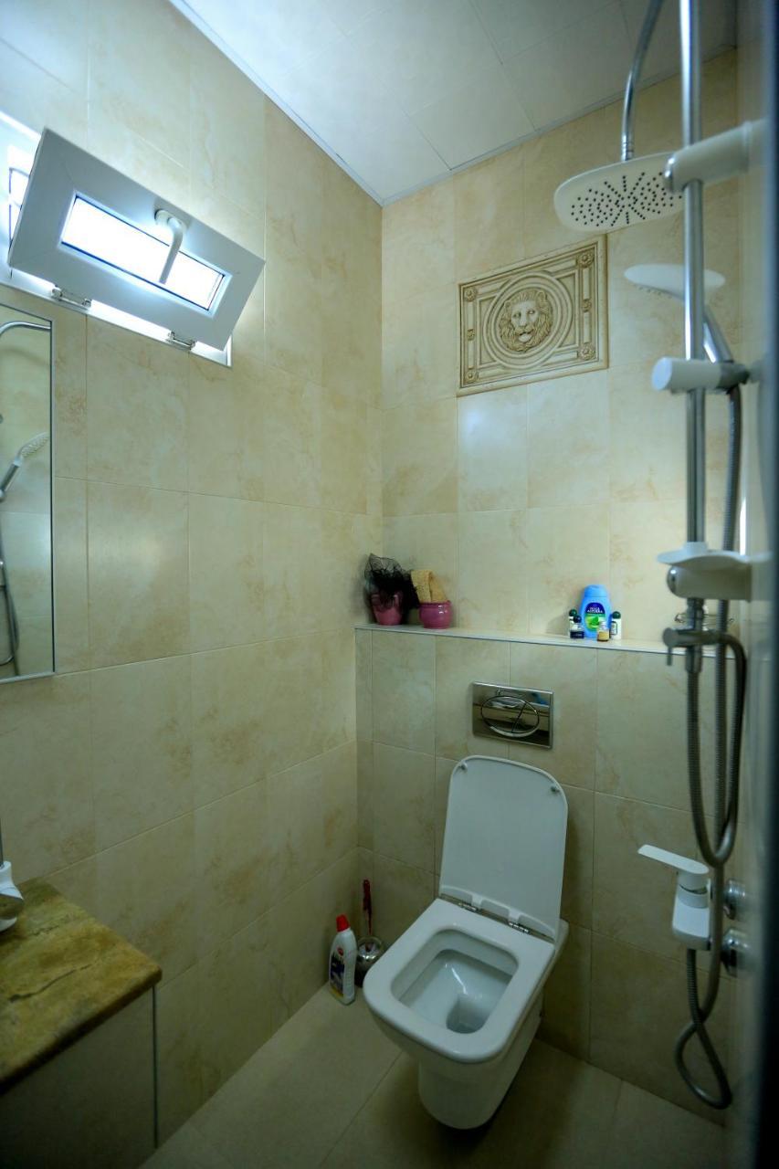 Hotel Sofia à Koutaïssi Extérieur photo
