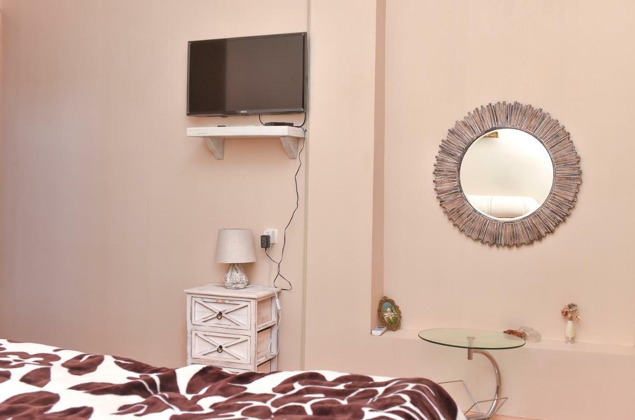 Hotel Sofia à Koutaïssi Extérieur photo
